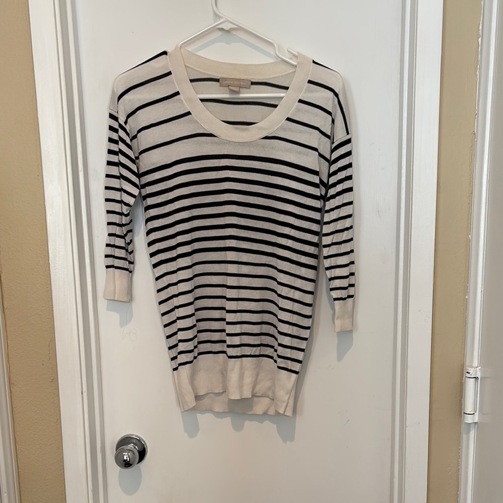 Banana Republic Black and White Crew Neck Sweater